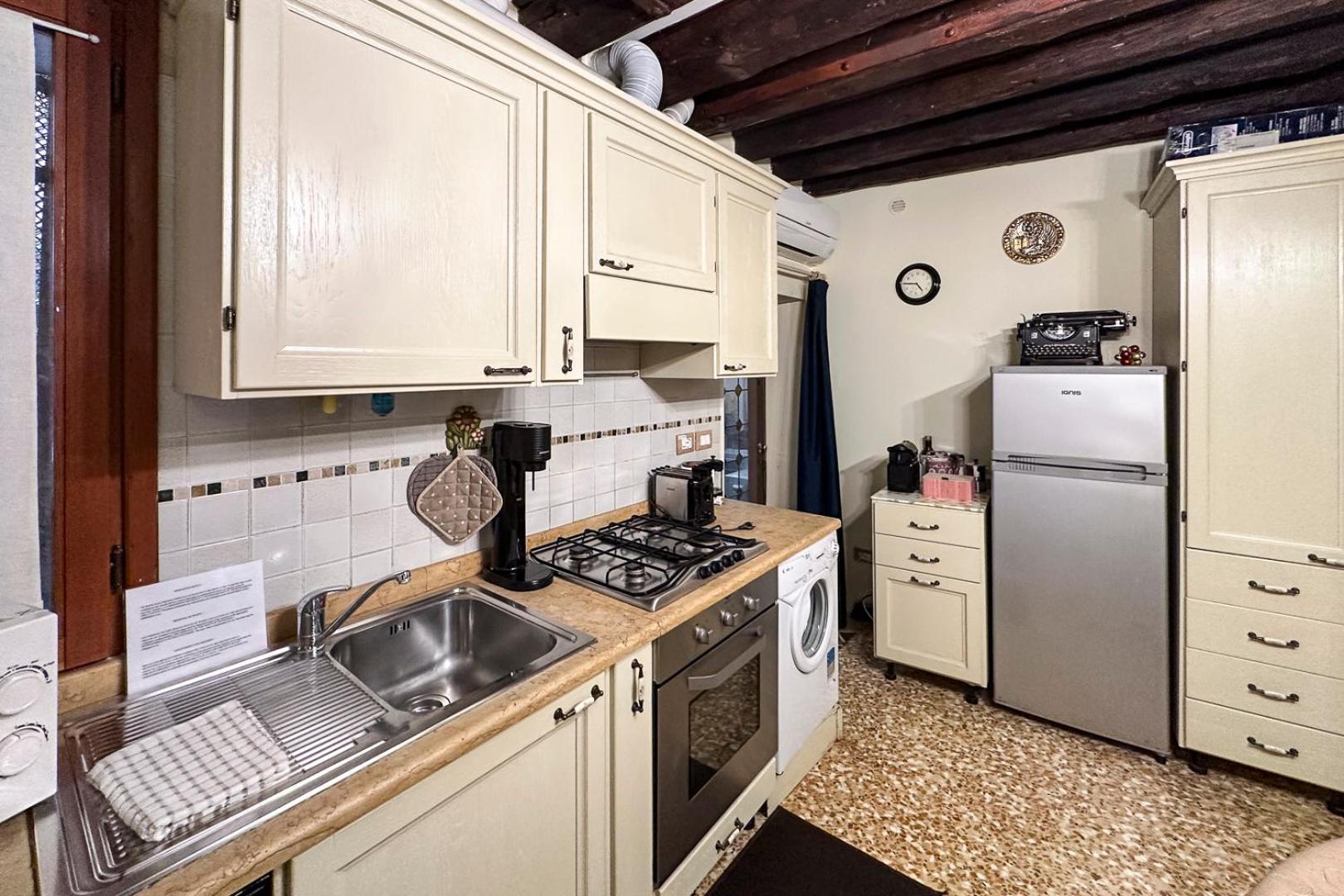 Historical Flat In Cannaregio, Apartamento Venecia
